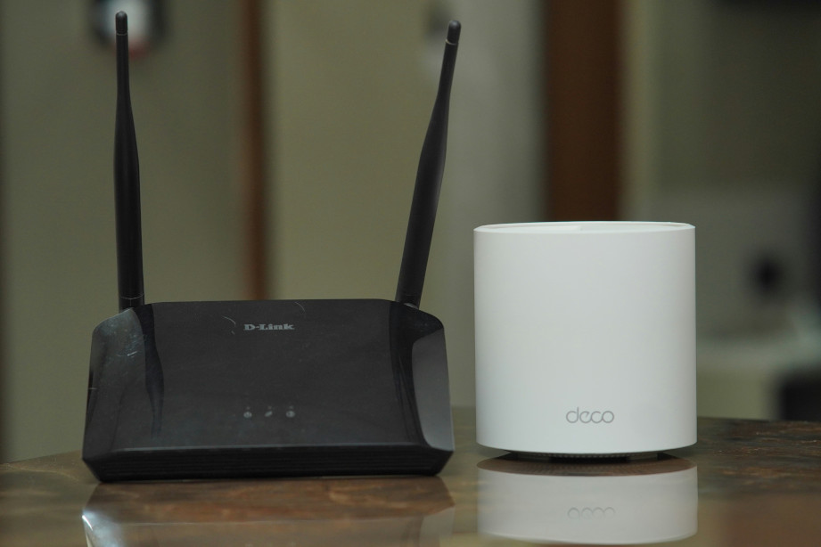 Should You Buy or Rent Your Internet Router/Modem?